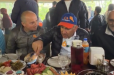 «Սոված էլ ենք», «Գառան ու խոզի միս ա», «Էս ինչ լավն ա». Փաշինյանին կրկին խորոված են հյուրասիրում