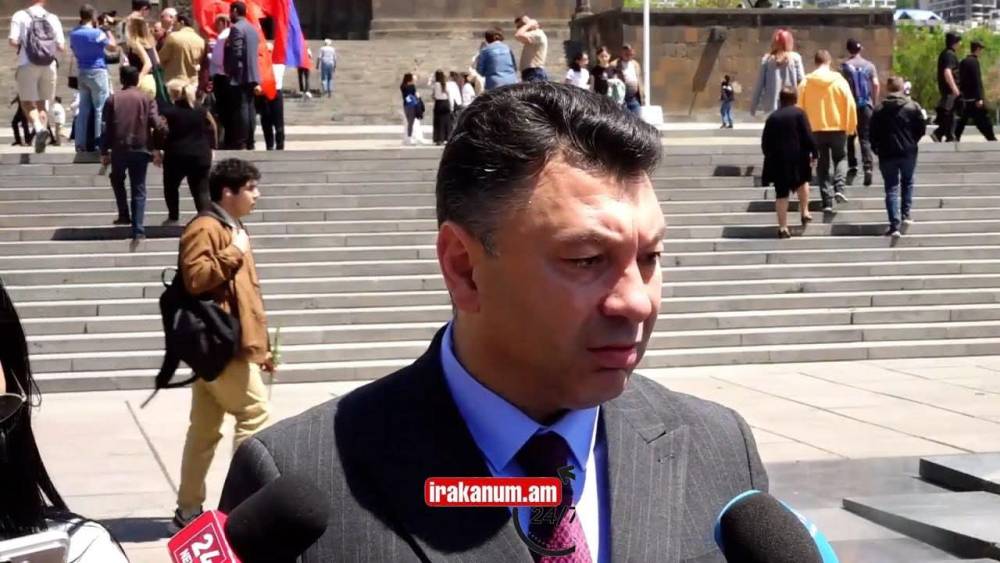 Բա որ Արցախը մերը չէր այ տղա´, ուր էիր գլուխդ տնկել տրնգի պարում. Շարմազանովը` Փաշինյանին