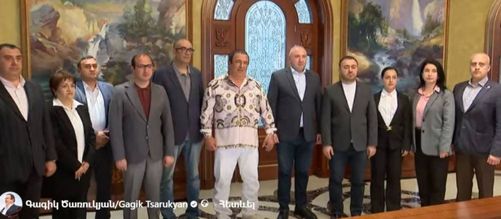 Ծառուկյանը հանդիպել է «Մայր Հայաստան» կուսակցության ղեկավար Անդրանիկ Թևանյանի և Երևանի ավագանու ընդդիմադիր խմբակցության անդամների հետ