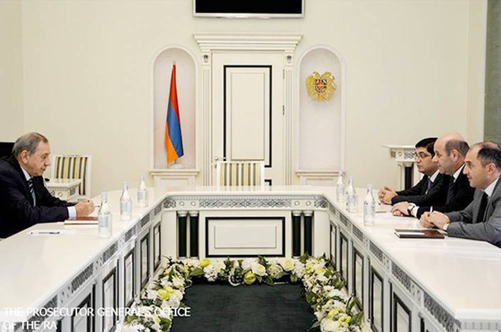 Դատախազությունում քննարկվել են ընտրախախտումների դեմ քրեաիրավական պայքարին առնչվող հարցեր
