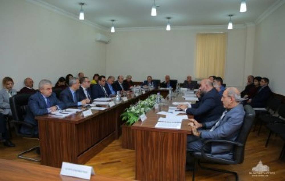 Արցախի ԱԺ-ում շարունակվում են 2019թ բյուջեի քննարկումները