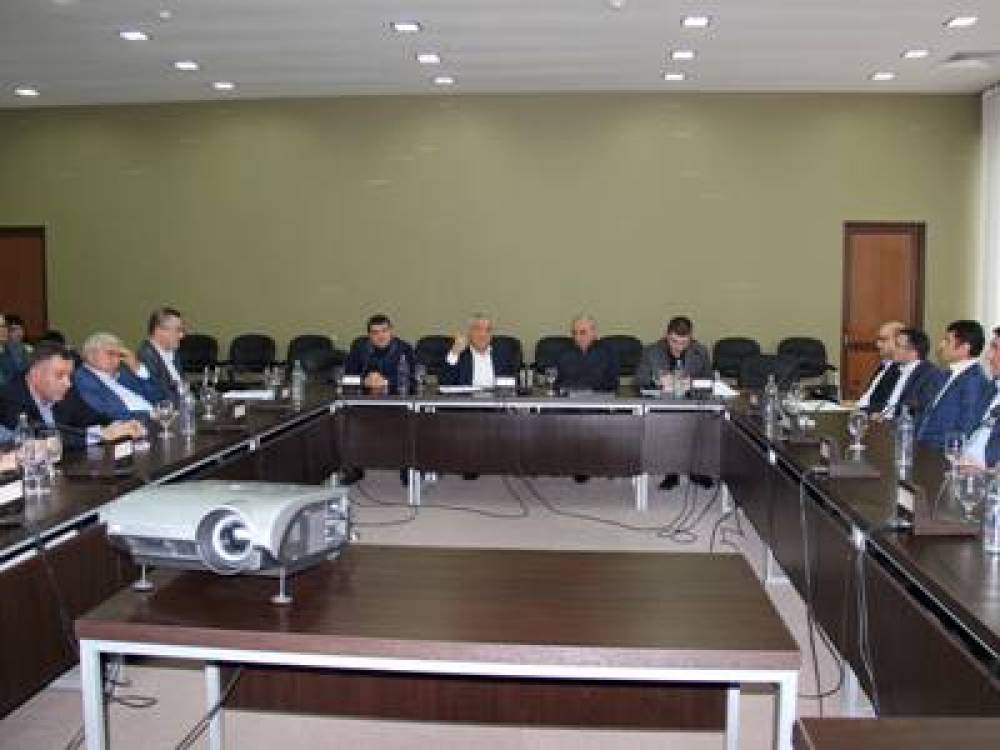 Բակո Սահակյանը Արթուր Ջավադյանի հետ քննարկել է բանկային ոլորտում փոխգործակցությունը