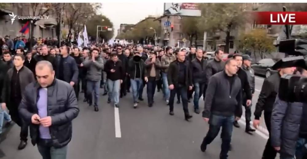 Քայլերթի մասնակիցները Արաբկիր վարչական շրջանում են.ուղիղ միացում