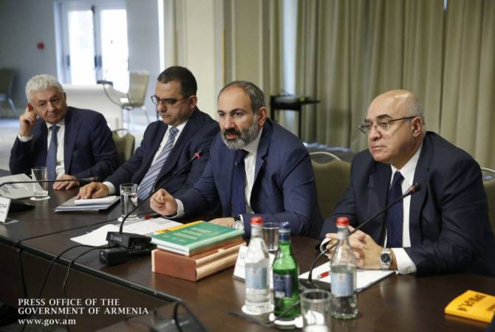 Նիկոլ Փաշինյանը մասնակցել է ՀՀ տնտեսության զարգացմանը նվիրված խորհրդաժողովին