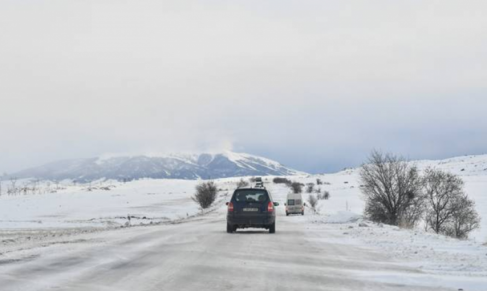 Հանրապետության մի շարք շրջաններում ձյուն է տեղում, Գորիս-Սիսիան ավտոճանապարհին խիտ մառախուղ է