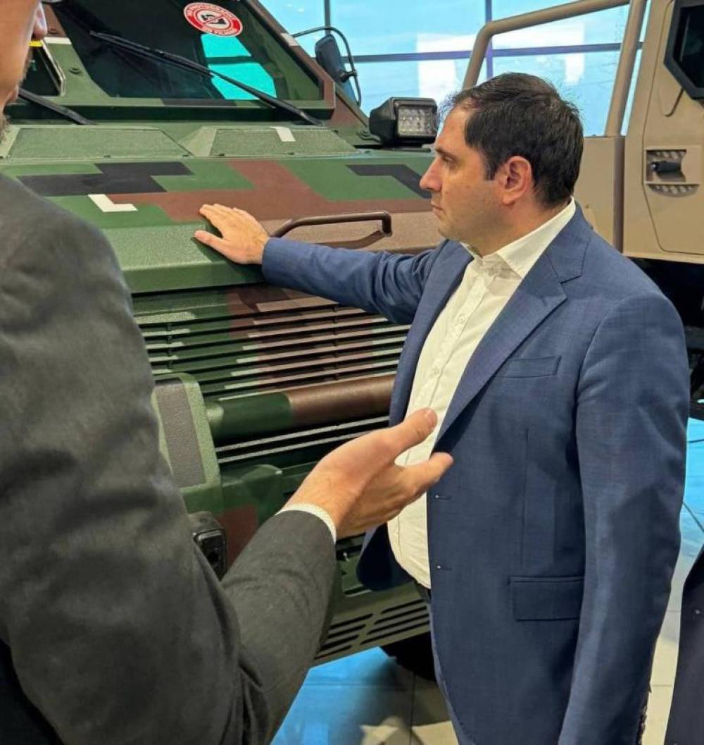 ԱՄԷ-ում Պապիկյանը մասնակցել է Դուբայի ավիացիոն ցուցահանդեսի  բացման արարողությանը