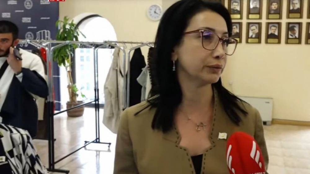 Վիրավորական արտահայտություն արեց, ստացավ պատասխան և հարձակվեց իմ վրա.Սոնա Աղեկյանը՝ Անի Խաչատրյանի մասին