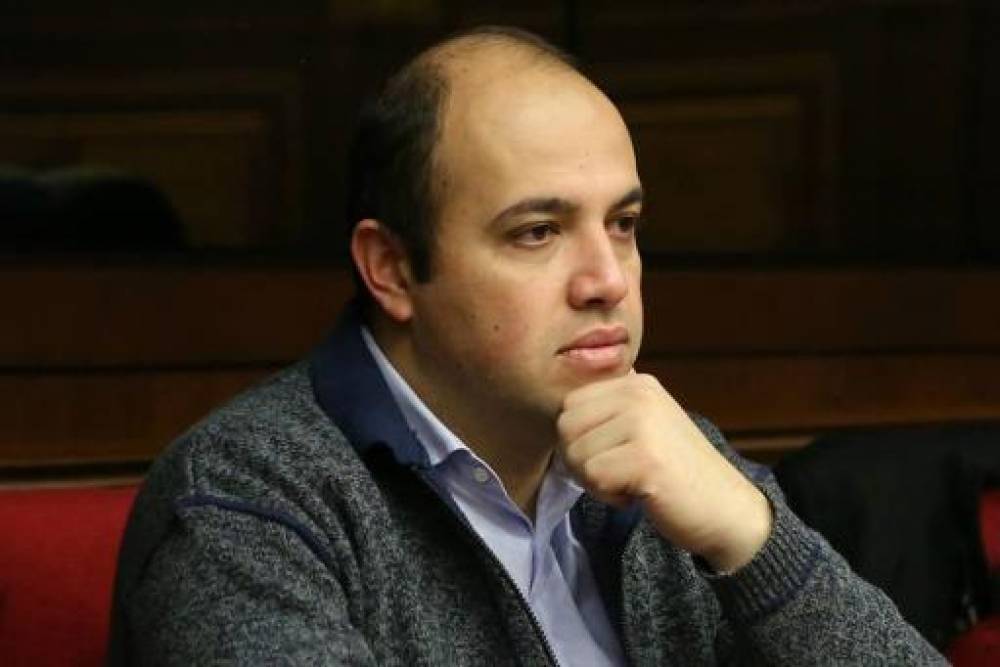 ՀՀ իշխանությունն արդեն բաց խոսում է ռուսական ռազմաբազայի օգտակար լինել-չլինելու մասին․ քաղաքագետ