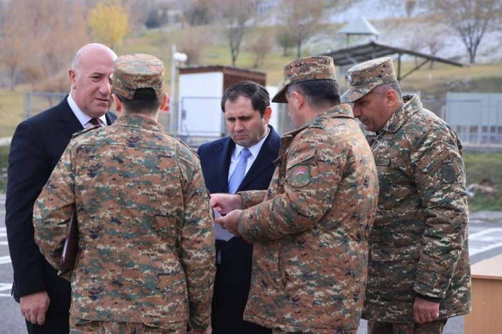 Սուրեն Պապիկյանը հետևել է ատեստավորման գործընթացի շարային պատրաստության առարկայի քննությանը