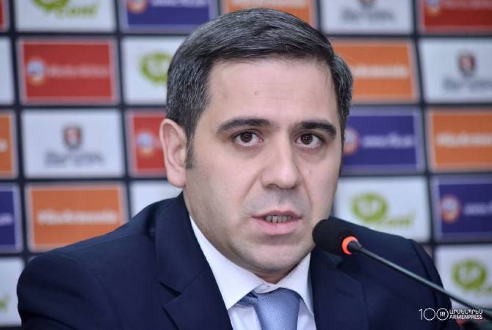 Մելիքբեկյանի շուրջ օղակը սեղմվում է. Փաշինյանը տատանվում է. «Ժողովուրդ»