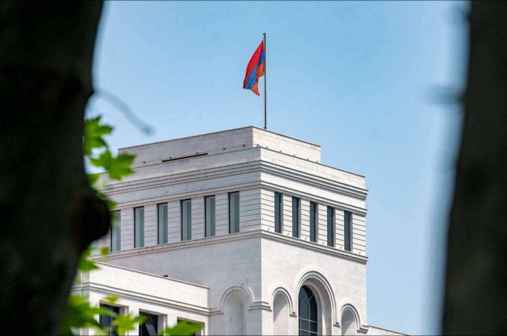 Խորապես վշտացած ենք Սերբիայի երկաթուղային կայարանում տեղի ունեցած ողբերգական փլուզման կապակցությամբ. ՀՀ ԱԳՆ