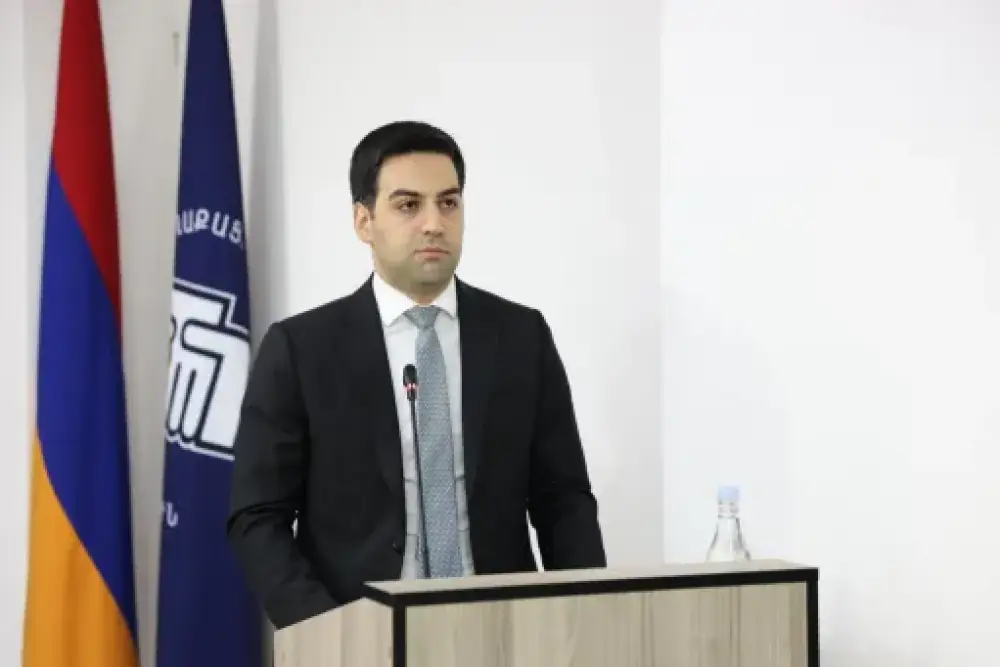 ՔՊ նիստում Բադասյանը ՊԵԿ բարեփոխումների մասին զեկույց է ներկայացրել