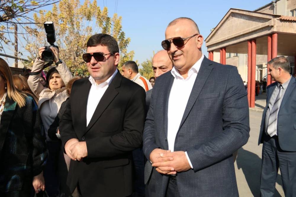 Պարո՛ն Համբարձումյան, իմ ընկեր, իմ եղբայր, քո թիմը ավելի կոփված, ավելի ամուր քո կողքին է՝ այսօր, վաղը և միշտ. Մասիսի նորընտիր համայնքապետ