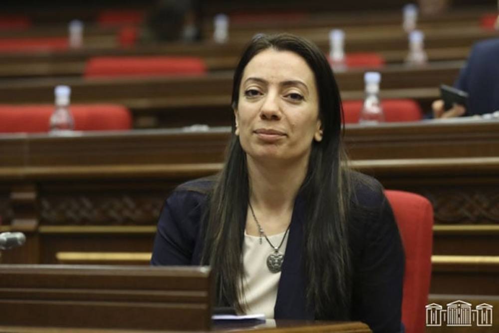 Ուզում եմ քաղաքական էջը փակել և զբաղվել արվեստով. Քրիստինե Պողոսյանը՝ խորհրդարանական ընտրություններին չառաջադրվելու մասին