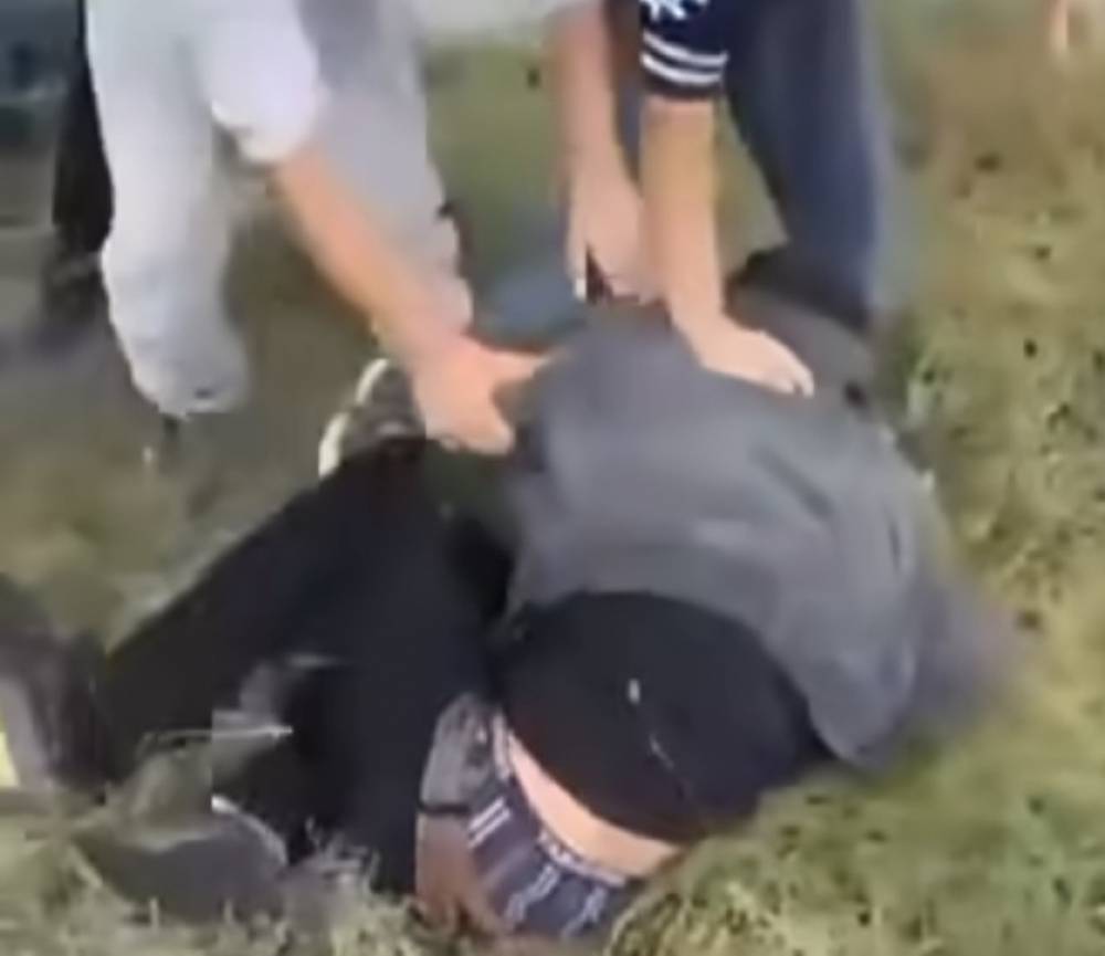 Եթե ձեր երեխայի հետ նման բան պատահի ու հրապարակեն, դուք ի՞նչ կանեք․ Զորականից ծեծի ենթարկված դեռահասի հայրը պահանջում է դադարեցնել աղմուկը և ջնջել տեսանյութը