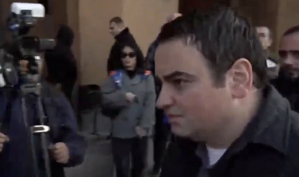 Նարեկ Կարապետյանը եկավ Սուրբ Սարգիս եկեղեցի՝ մասնակցելու պատարագին (ուղիղ)