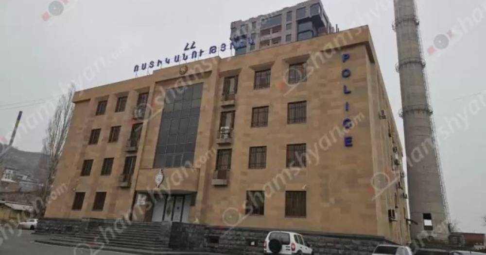 ՌԴ 25-ամյա քաղաքացին «ճակատի պատռված վերք» ախտորոշմամբ տեղափոխվել է հիվանդանոց․ նա հայտնել է, որ վնասվածքը ստացել է «Հայրիկ» ռեստորանի «VIP» սրահում․ կան ձերբակալվածներ