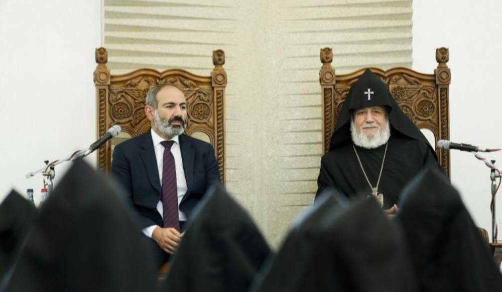 Նիկոլ Փաշինյանի պլանով առաջ է գնում Կաթողիկոսի հեռացնելու պլանը․ «Ժողովուրդ»