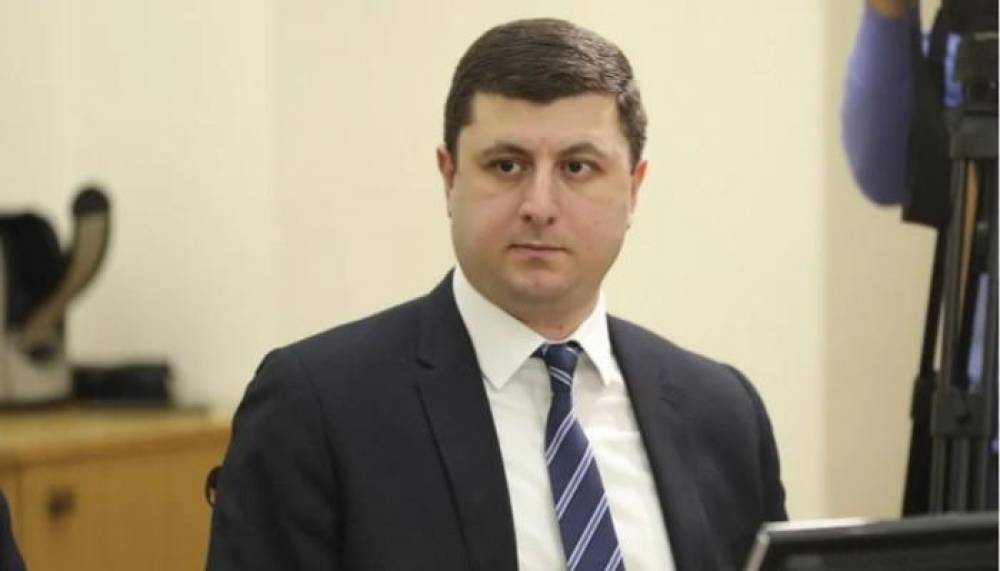 Իշխանությունը նոր բլեֆի է անցել, միլիարդավոր դոլարների վարկը փորձում է որպես զենքի գնում «ծախել». Աբրահամյան