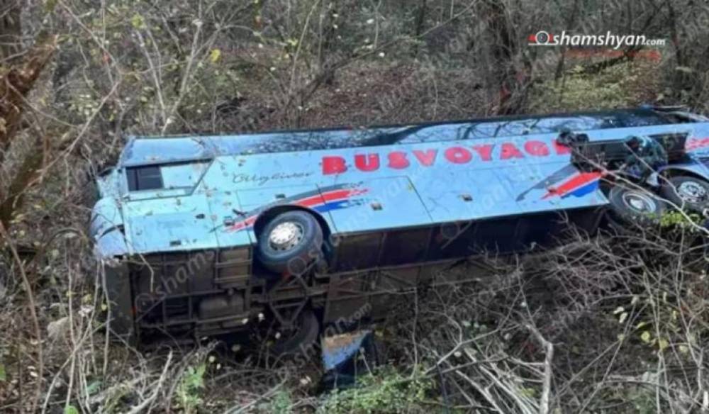 Հաղարծին վանական համալիրի մոտակայքում ավտոբուս է շրջվել, կա 18 տուժած