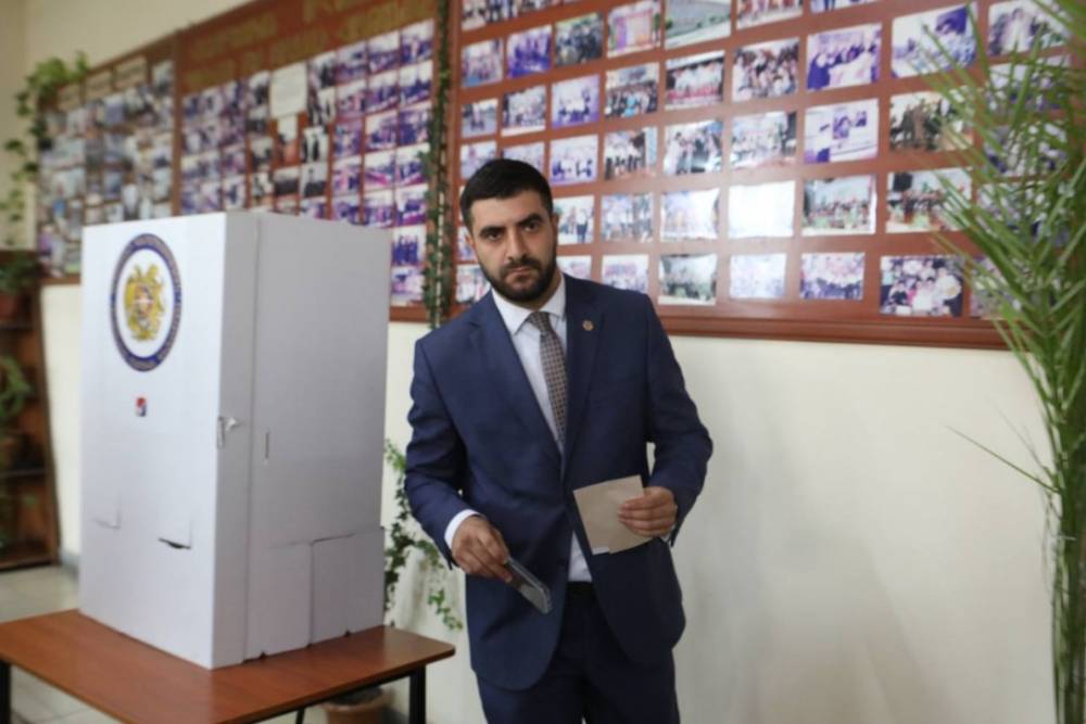 Ձեռքերս կկտրեմ, բայց ընդդիմության ձեռքը չեմ սեղմելու. «Հանրապետություն» կուսակցության թեկնածու