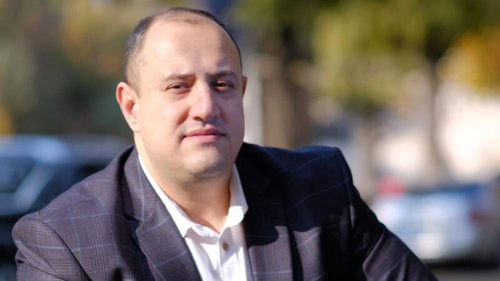 Տո այ ալամեզոն, 8 միլիարդի զենք առած լինեիր, հիմա Ալիևին թամբած կլինեիր, ոչ թե հակառակը. Հակոբյան