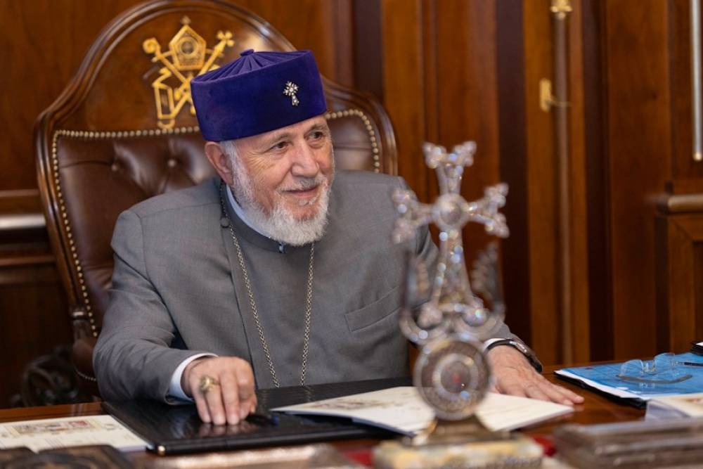 Ամենայն Հայոց Կաթողիկոսը Հայրապետական այցով մեկնել է Հնդկաստան