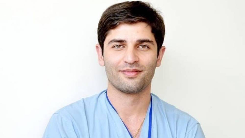 Հայտնի բժիշկ Դավիթ Դալլաքյանը նույնպես լքեց «Սուրբ Աստվածամայր» ԲԿ-ն