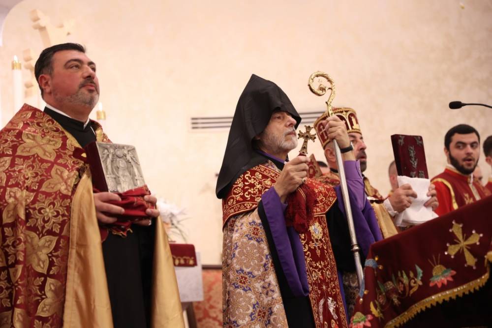 Եկեղեցին ու պետությունը չեն կարող մարտնչել իրար դեմ. Հյուսիսային Ամերիկայի Արևմտյան թեմի առաջնորդը հայտարարությամբ է հանդես եկել