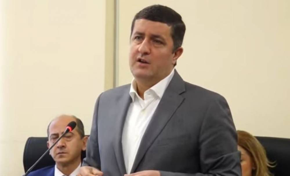 ՀԷՑ-ի ու Սամվել Կարապետյանի մասին քննարկում են մարդիկ, ովքեր ՀԷՑ-ում արված աշխատանքի 1 տոկոսն անգամ չեն իրականացրել. Ղազինյան