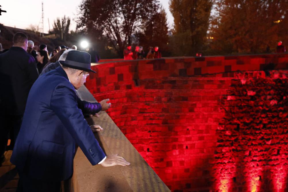 Վարչապետը ներկա է գտնվել Երևանի պատմական «Կարմիր կամուրջ» հուշարձանի բացման արարողությանը