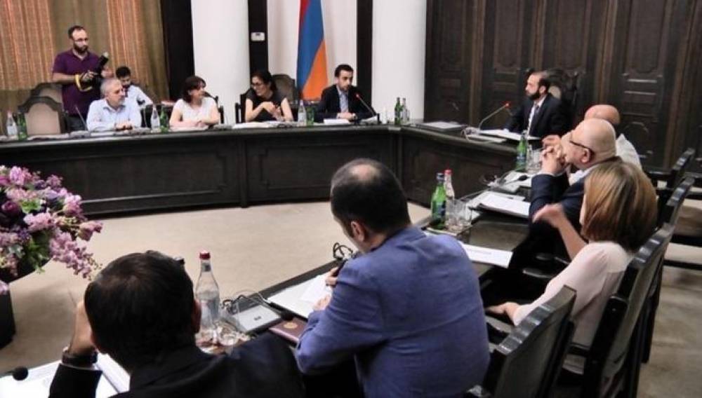 Կառավարությունում քննարկվում է Ընտրական օրենսգրքի բարեփոխման նախագիծը. ուղիղ