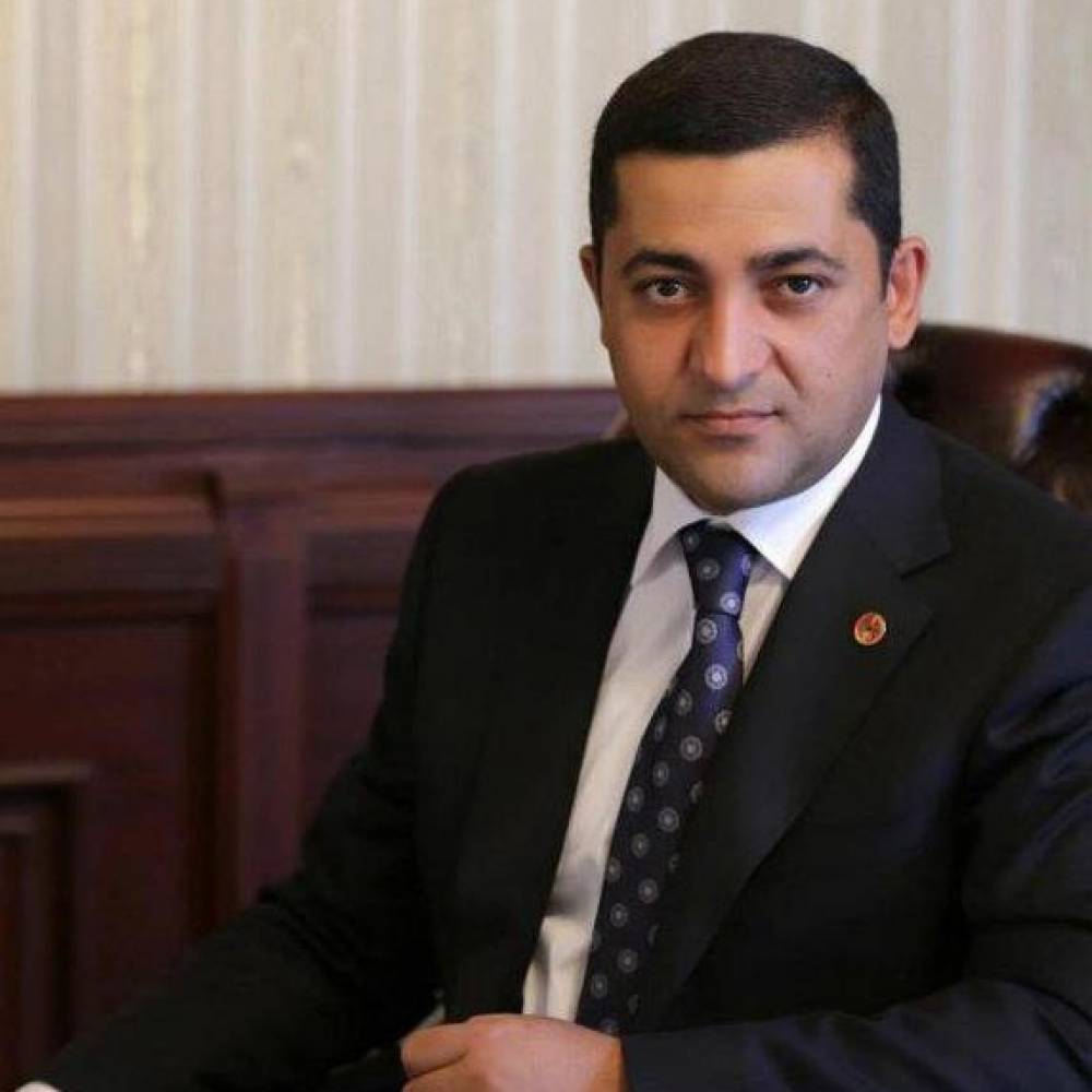 Դադարեցնում եմ Դավթաշեն վարչական շրջանի ղեկավարի լիազորություններս. Ռուսլան Բաղդասարյան