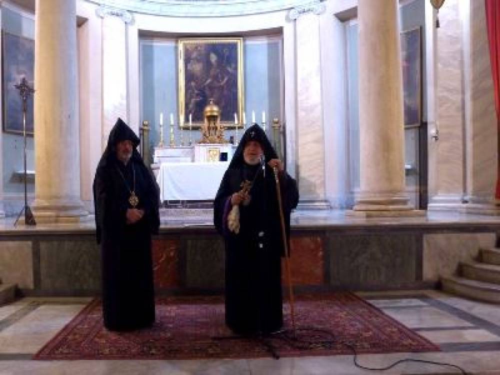 Գարեգին Բ-ն մեկնել է Հռոմ
