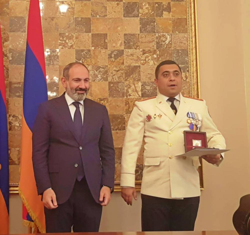 Վարչապետը պարգևատրեց Քննչական կոմիտեի ծառայողներին (Տեսանյութ)