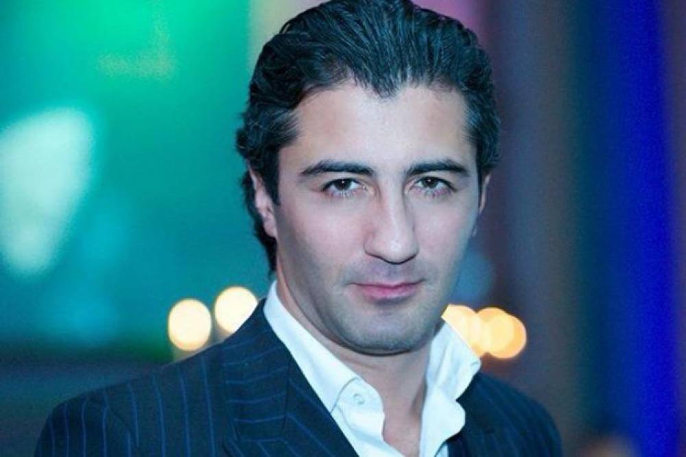 «Ինչի՞ց է, որ Հայաստանից դուրս մենք մեզ և՛ կարգապահ ենք պահում, և՛ օրինապաշտ, և՛ սիրալիր». Սարգիս Գրիգորյան