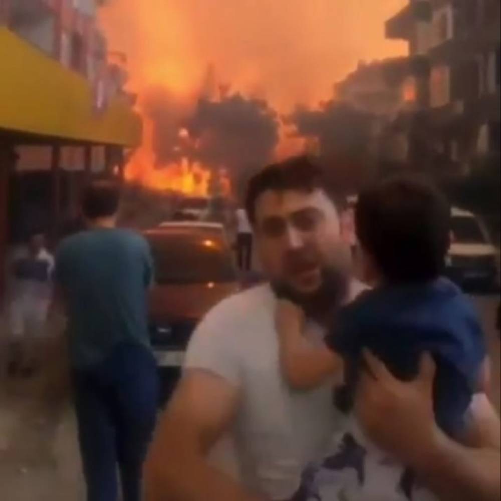Թուրքիայում Սոդոմ֊Գոմոր է,   քաղաքի վրա շարունակվում է կրակ թափվել (լուսանկարներ)