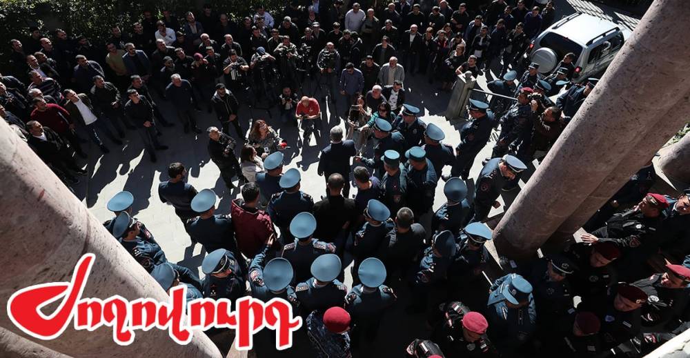 Փաշինյանական ծանոթ ձեռագիր. ինչ կատարվեց երեկ. «Ժողովուրդ»