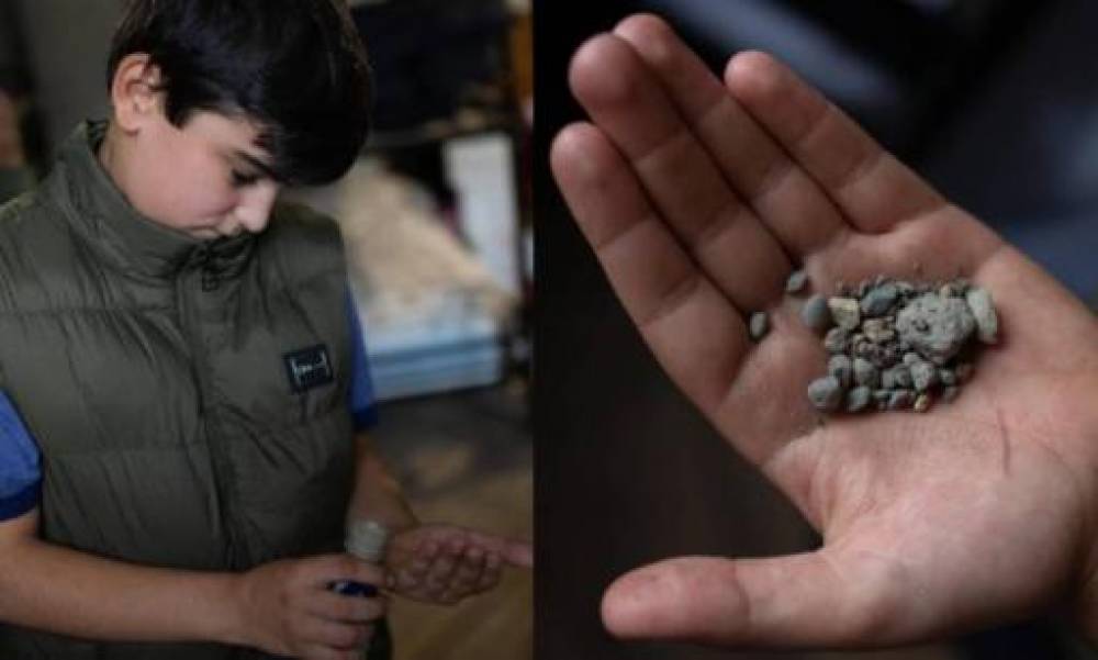 Արցախցի 13-ամյա Ռոբերտը տնից վերջին անգամ դուրս գալիս հասցրել է փոքրիկ տարայի մեջ լցնել իր բակի հողը