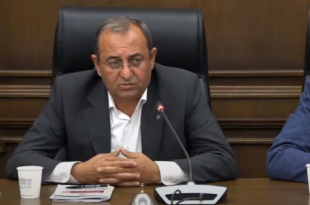 Նախկին նախագահներին հանդիպելը Բագրատ Սրբшզшնի նախաձեռնությունն է եղել, բայց ստվերային պայմանավորվածություն փնտրելը ճիշտ չէ. Մինասյան