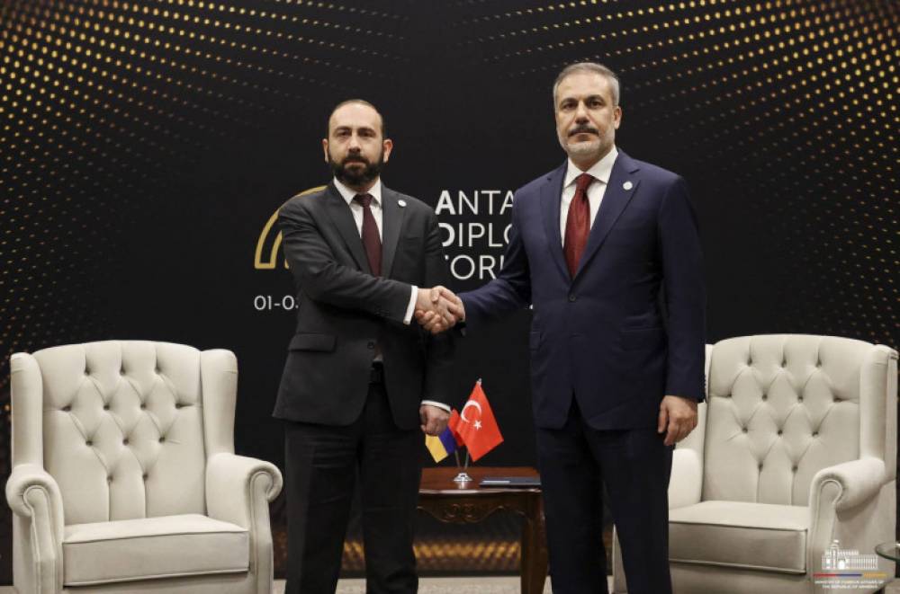 Թուրքիայի հետ ունենք դինամիկ երկխոսություն, բայց կառուցողական չէ, երբ նրանք մեր հարաբերությունների կարգավորումը կապում են Ադրբեջանի հետ. ԱԳ նախարար