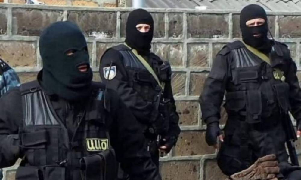 ԱԱԾ-ն մտել է էջմիածնի քիմիկների զորամաս, կան բերման ենթարկվածներ․ «Հրապարակ»