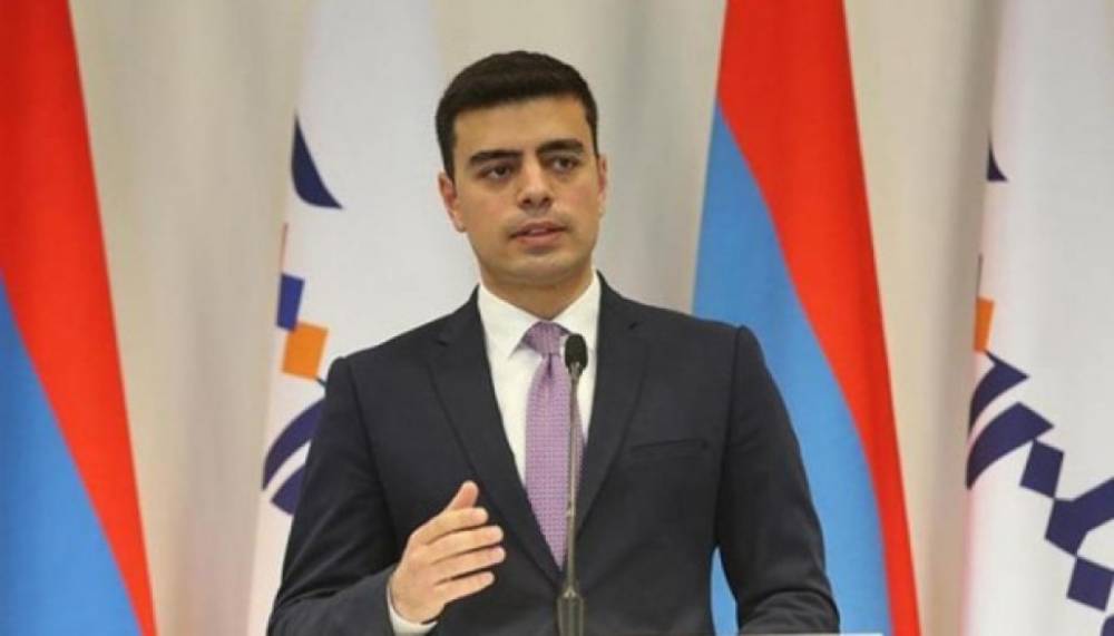 Սոս Հակոբյան. Նիկոլ Փաշինյանը վարչապետ չէ, նրա որոշումները օրինական ուժ չունեն` ըստ Փաշինյանի կանոնի