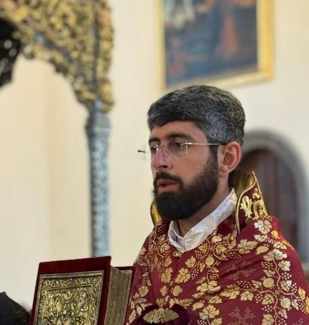 Ցավոք, 21-րդ դարում նույնպես հուդաները «հպարտությամբ» ապրում և գործում են՝ շահարկելով և սխալ մեկնաբանելով Սուրբ Գիրքը և մեր Տիրոջ անունը
