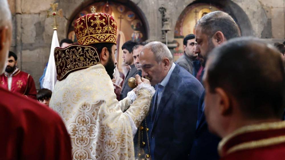 Սարսափելի է պատկերացնել, որ պետության ղեկավարը մասնակցում է ապօրինի հավաքի՝ դառնալով վտանգավոր նախադեպի «ճարտարապետ». Սուրենյանց