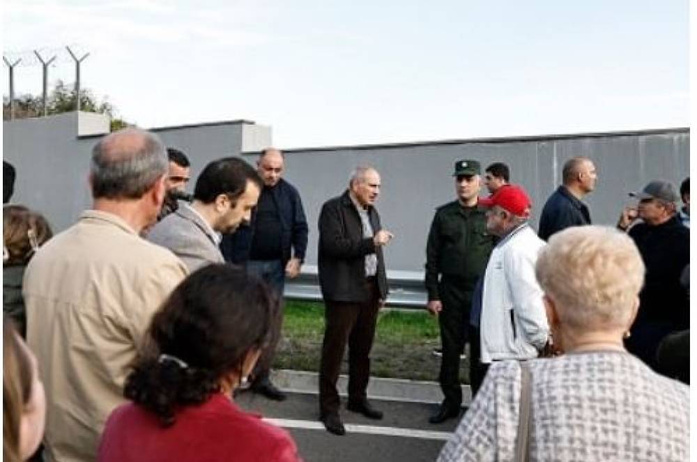 Փաշինյանը Հանրային Խորհրդի անդամների հետ այցելել է Կիրանց