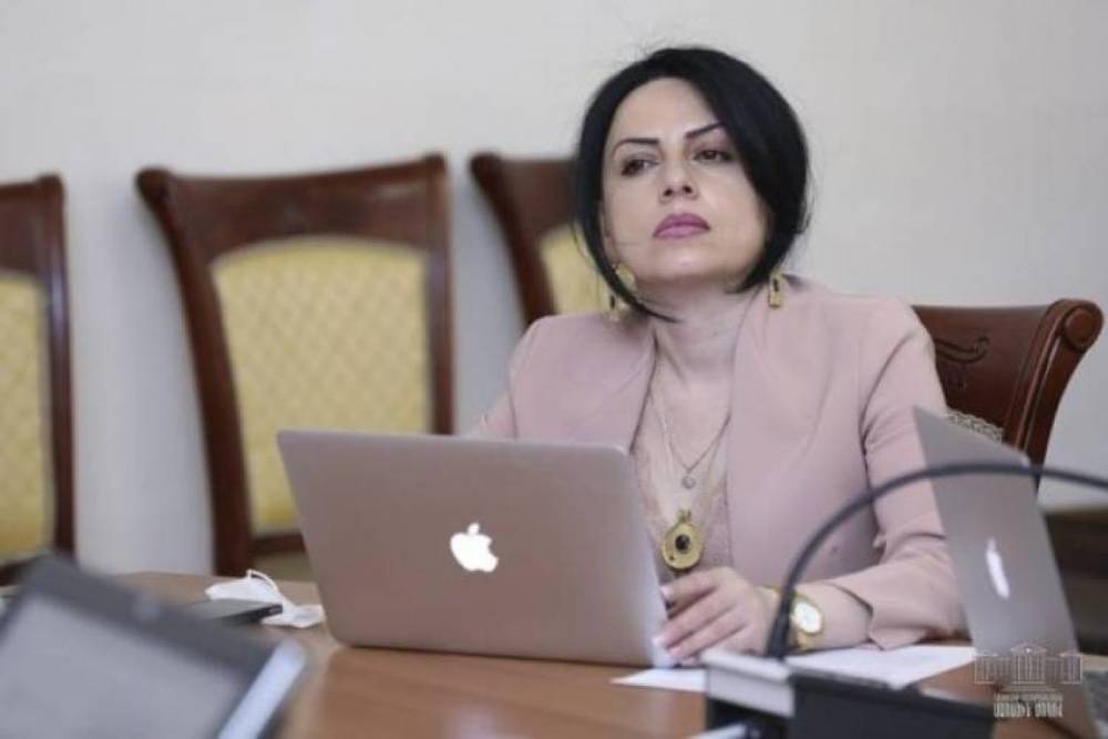 Նախկին ՔՊ-ական Աննա Կարապետյանը` Թաթոյանի թիմու՞մ․ «Հրապարակ»