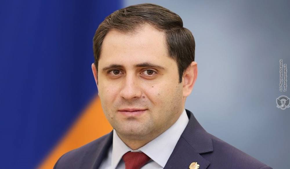 Հայաստանի սահմաններից դուրս մենք մեր զինված ուժերը կիրառելու մտադրություն չունենք․ նախարար