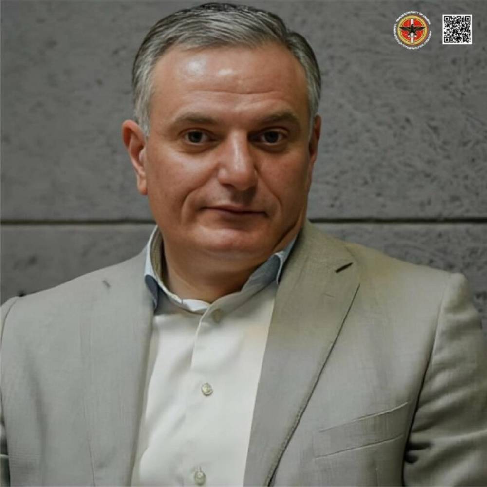 Ձեր պահած կատուն կարծում է, որ դուք եք ապրում իր տանը․ Նույնը Նիկոլի մանկլավիկներն են․ Զաքարյան