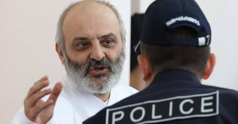 Լարված իրավիճակ․ Շարունակվում է Բագրատ Սրբազանի և 17 աջակիցների գործով դատական նիստը․ուղիղ